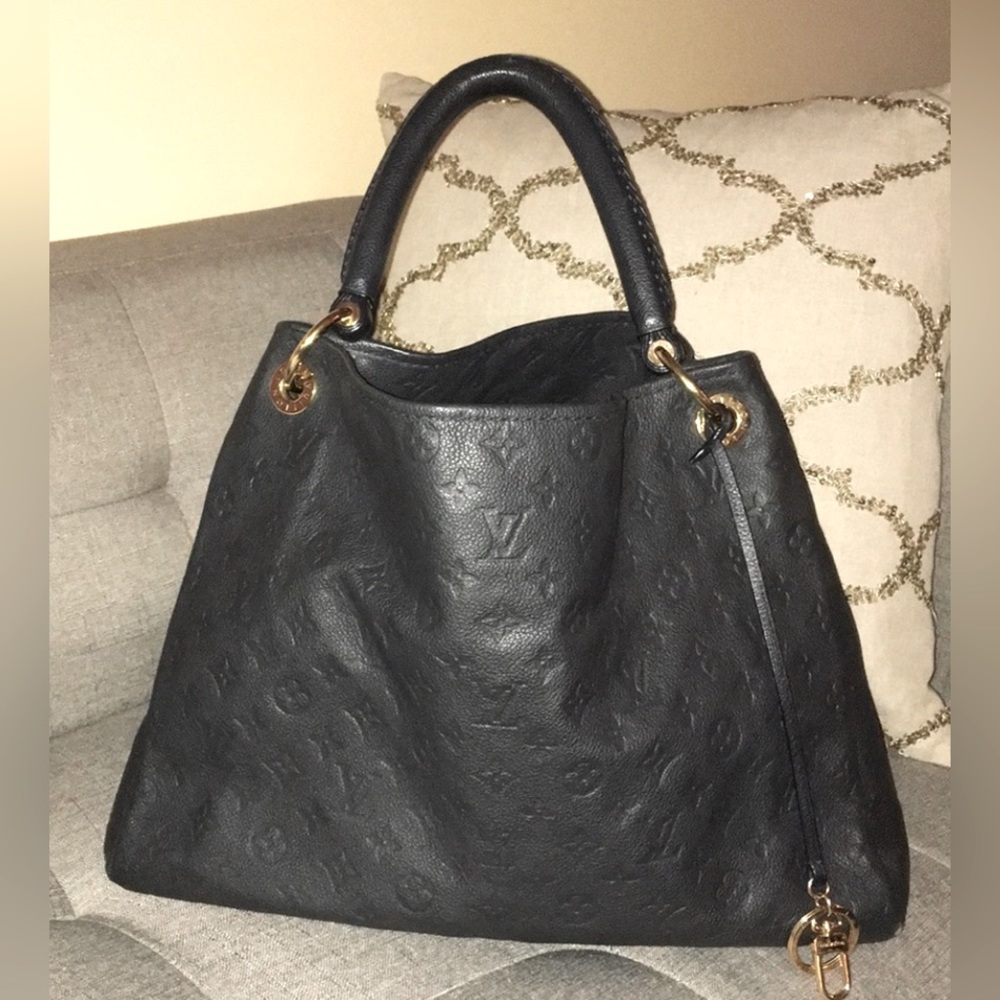 MINT CONDITION Louis Vuitton NAVY MM Artsy Monogram Empreinte
